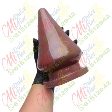 Plug anal gigante