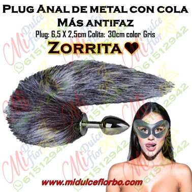 Plug de metal con cola gris